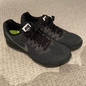 Nike Zoom All Out Low Black Grey Running Trainers
